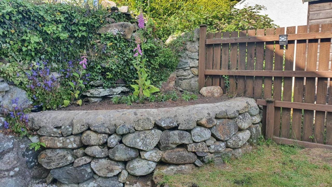 Green Cottage - Snowdonia Llanllechid 外观 照片
